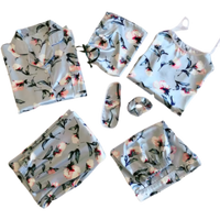 פיג׳מה סאטן לנשים